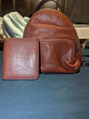 Fossil Women Mini Leather Backpack And Wallet
